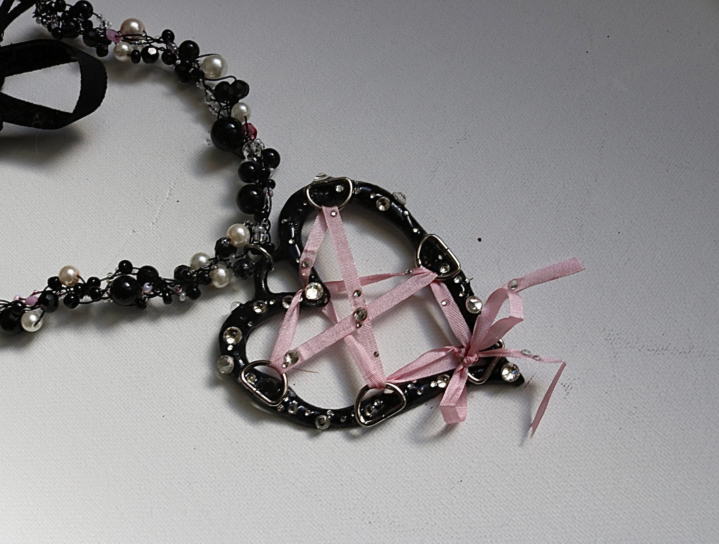 utopia choker