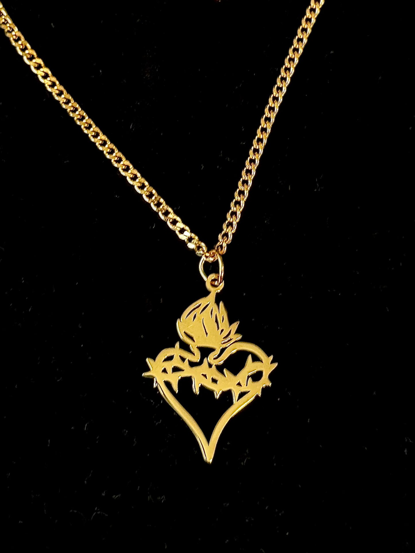 SACRED HEART CHAIN NECKLACE - GOLD AND SILVER